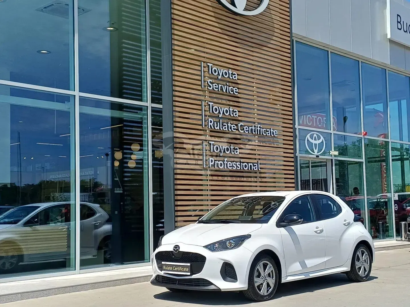 Mazda 2 G116 CVT HEV Exclusive-Line 2025