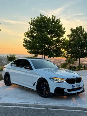 BMW 5 Series G30/G31 [2017 - 2023] 550i xDrive AT 2017