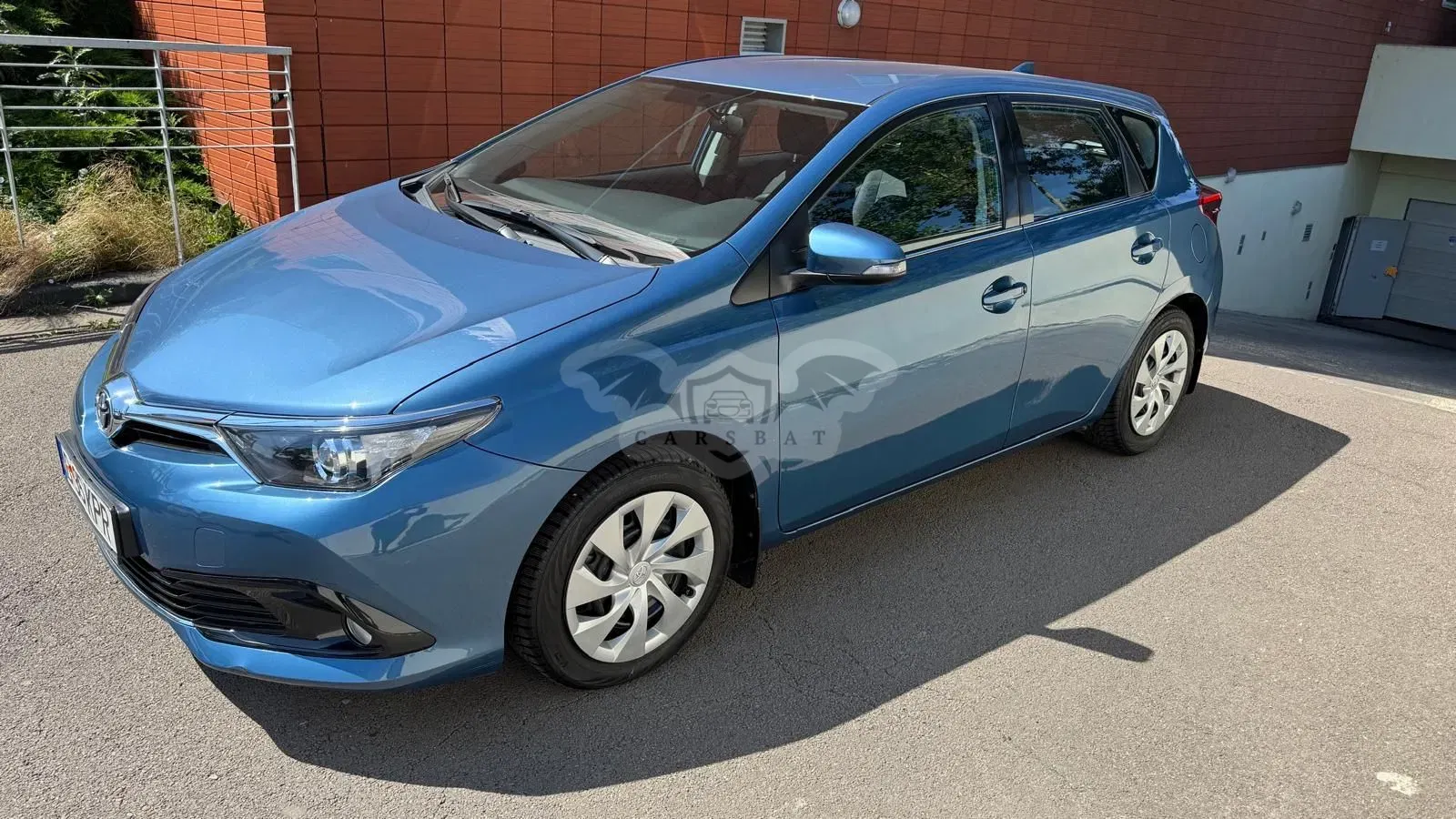 Toyota Auris II [2012 - 2018] 1.6 L Valvematic CVT Luna 2016