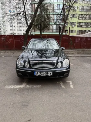 Mercedes-Benz E W211 [2002 - 2009] 200 CDI Classic 2004