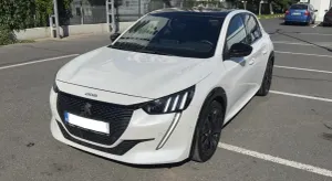 Peugeot 208 1.2 L PureTech STT EAT8 GT Pack 2021
