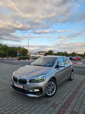 BMW 2 Series 218i AT 2021