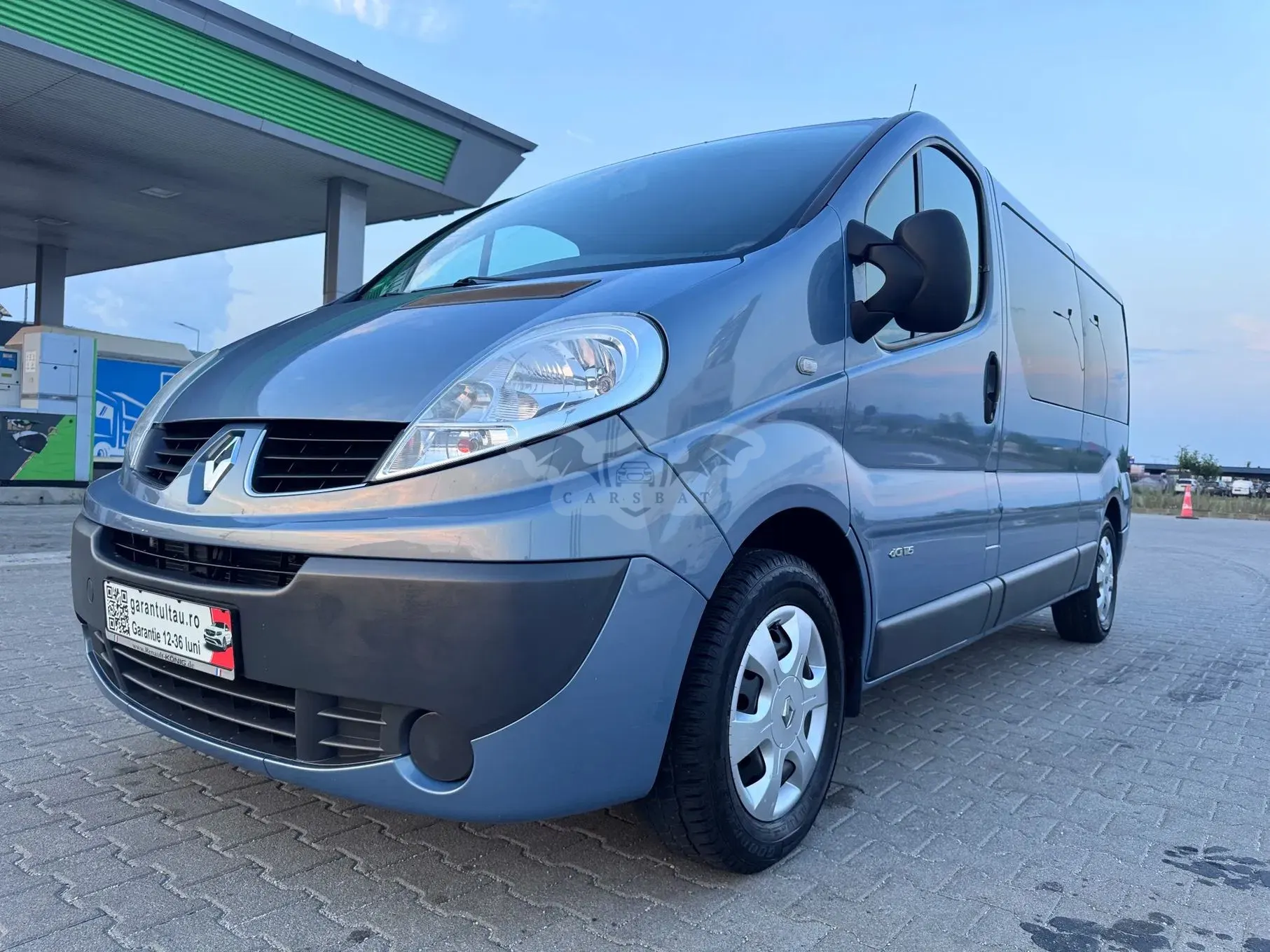 Renault Trafic Grand Passenger L2H1 Authentique 2012