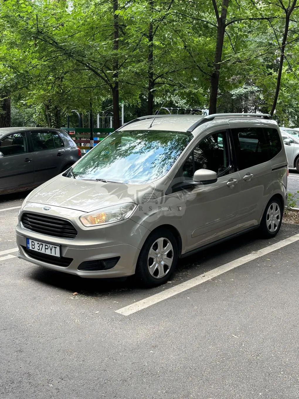 Ford Tourneo Courier 1.0 EcoBoost Titanium 2014