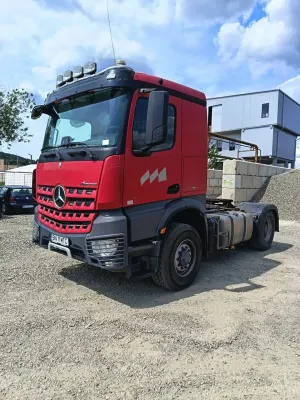 Mercedes-Benz Arocs 2016