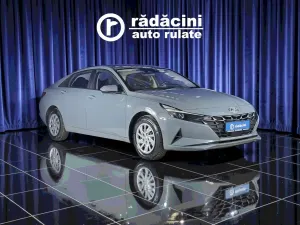 Hyundai Elantra 2022
