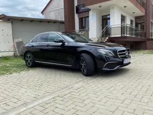 Mercedes-Benz E W213 [2016 - 2023] 220 d Aut. 2019