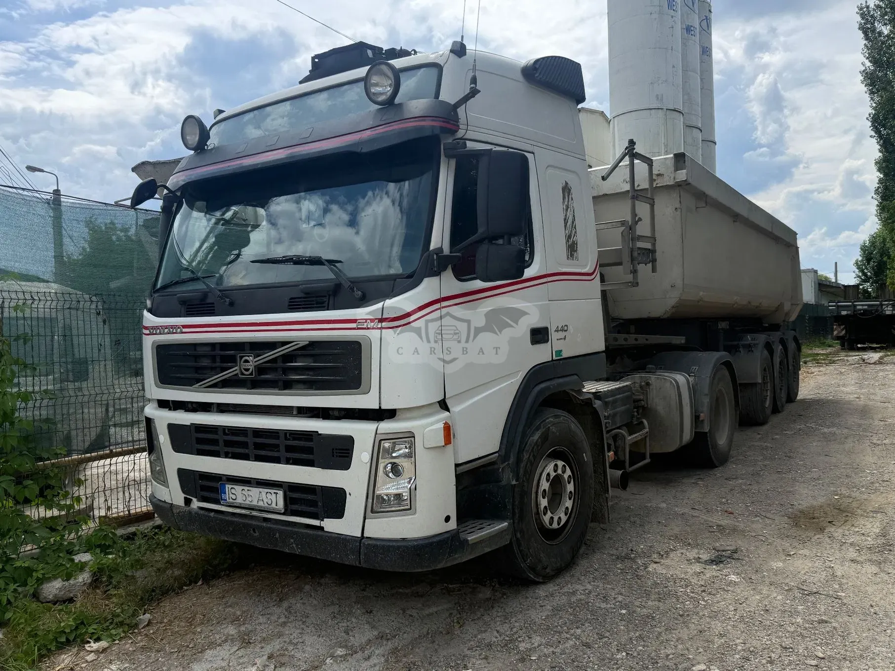 Volvo 440 2008