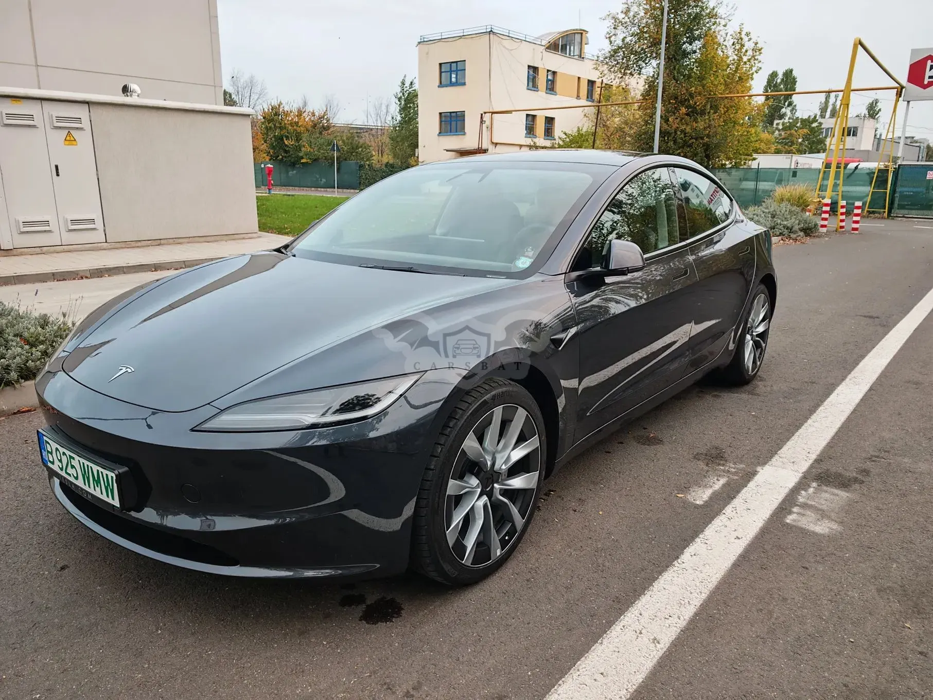 Tesla Model 3 2025