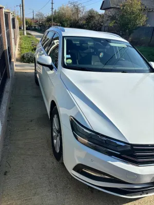 Volkswagen Passat B8 [2014 - Prezent] 2.0 TDI DSG Advance 2021