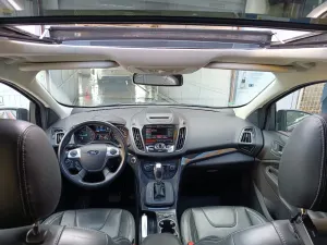 Ford Kuga II [2012 - 2019] 2.0 TDCi 4x4 Aut. Titanium 2015