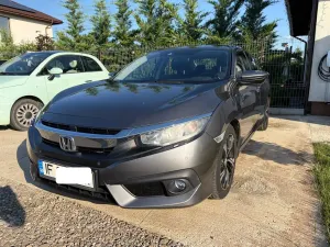 Honda Civic X [2017 - 2021] 1.5 VTEC Turbo CVT Elegance Navi 2018