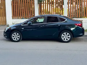 Opel Astra J [2009 - 2018] 1.4 ECOTEC Turbo Enjoy 2019