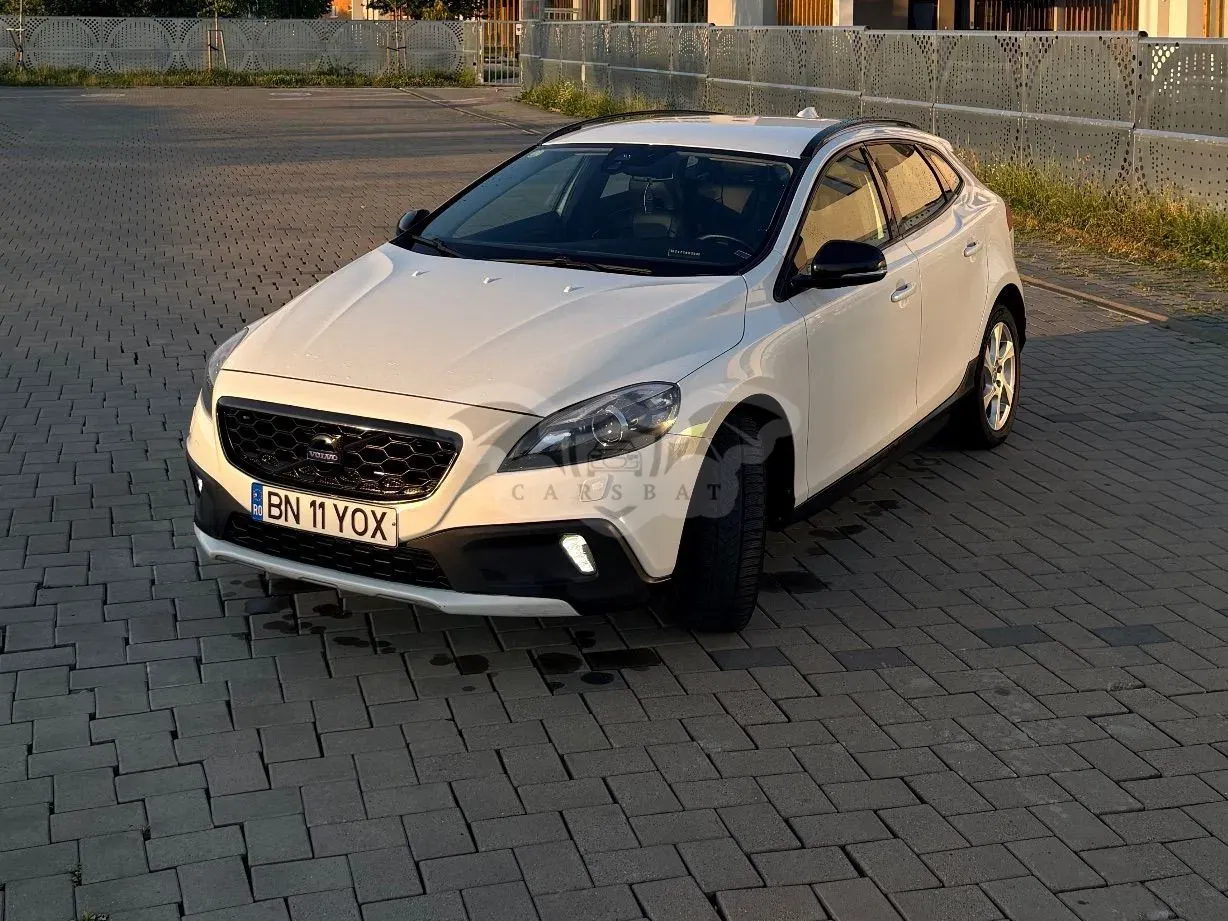 Volvo V40 II [2012 - Prezent] 2013
