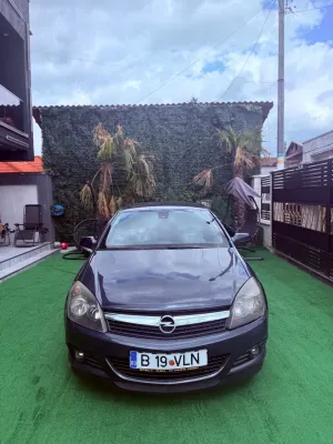 Opel Astra H [2004 - 2010] 1.6 Comfort 2008