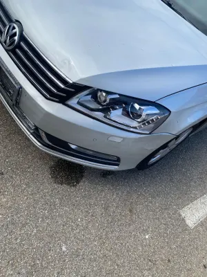 Volkswagen Passat B7 [2010 - 2014] 2.0 TDI BlueMotion Technology DSG Trendline 2011