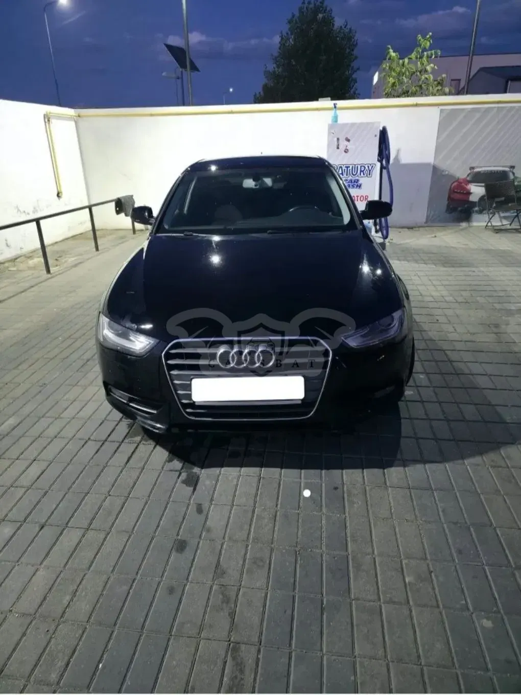 Audi A4 limuzina 2012