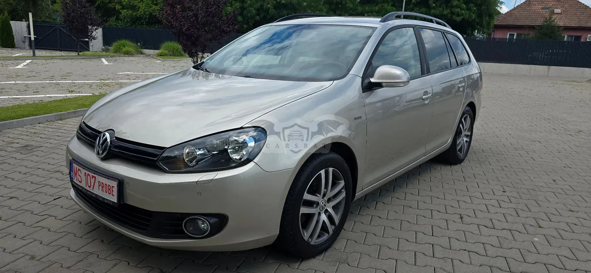 Volkswagen Golf VI [2008 -2013] 1.6 TDI DPF BlueMotion Technology MATCH 2013