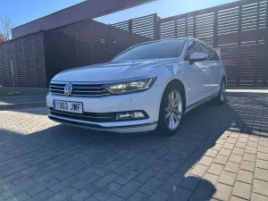 Volkswagen Passat B8 [2014 - Prezent] 2.0 TDI DSG R Executive 2017