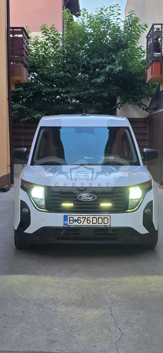Ford Transit Courier 2024