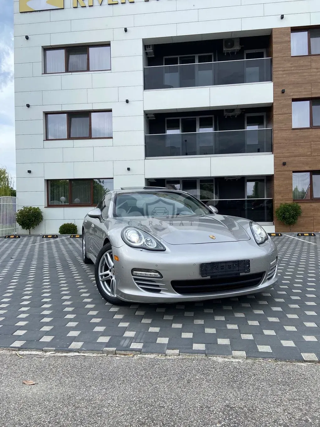 Porsche Panamera 4 PDK 2012