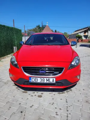 Volvo V40 II [2012 - Prezent] D4 VEA R-Design 2014
