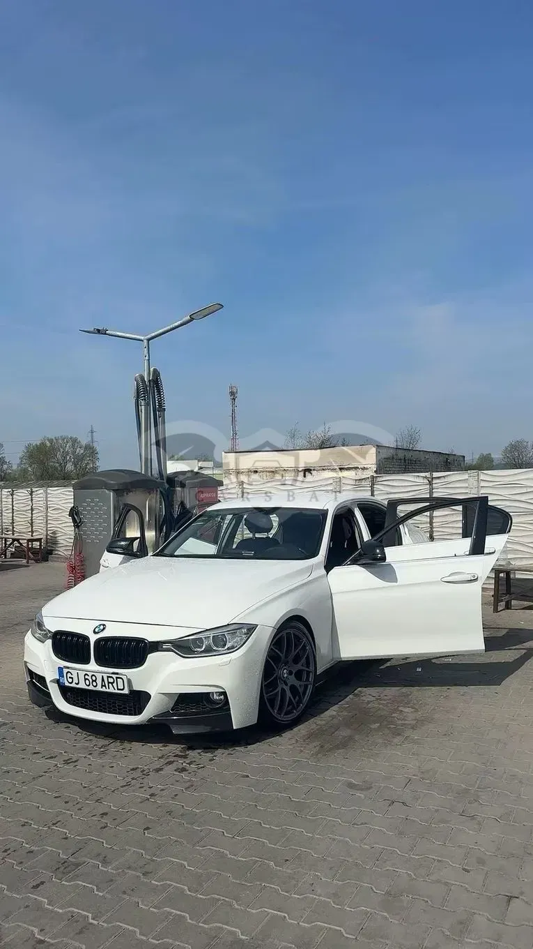 BMW 3 Series F30/F31/F34 [2011 - 2019] 320d xDrive 2012