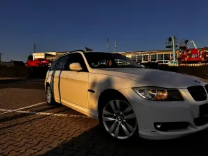 BMW 3 Series E90/E91/E92/E93 [2005 - 2013] 318d 2010
