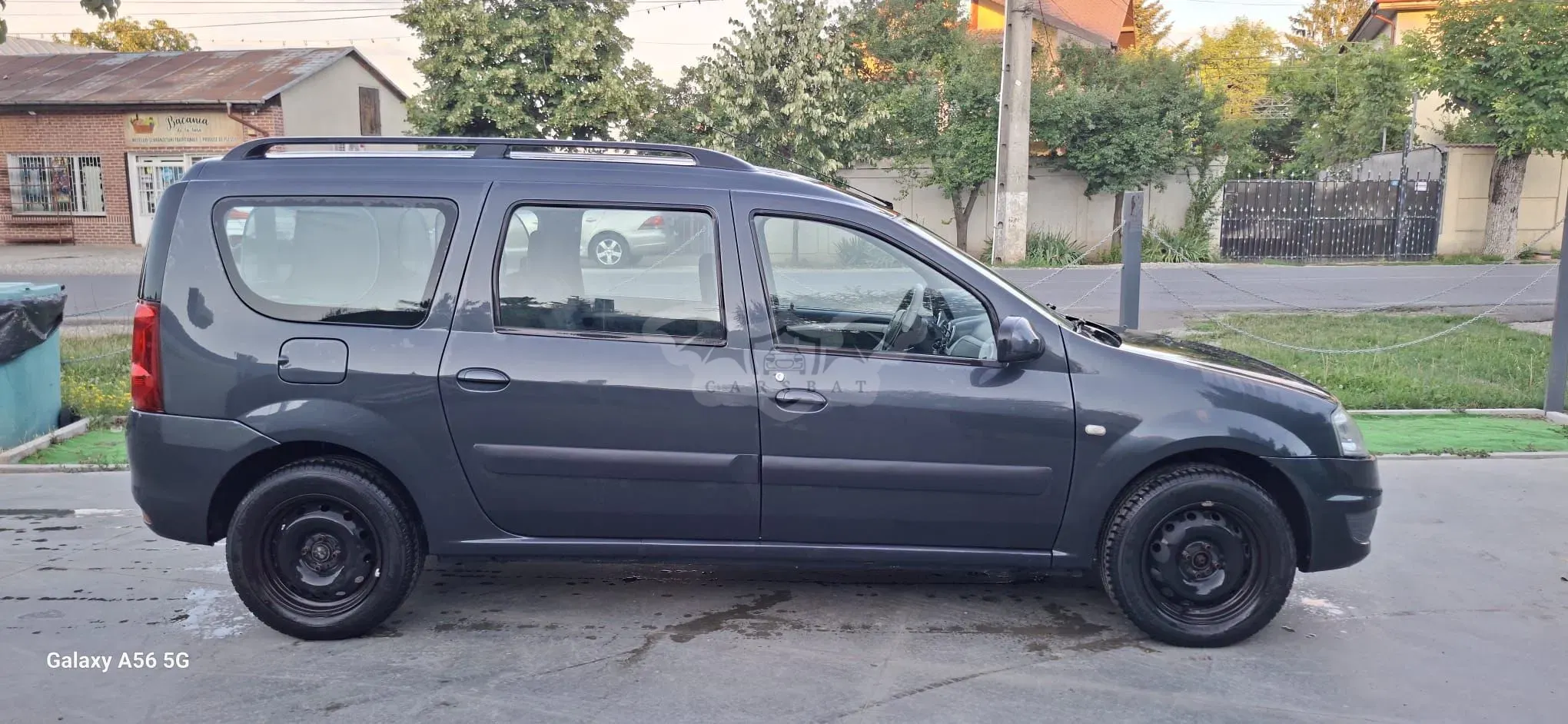 Dacia Logan 1.6 16V Laureate 2011