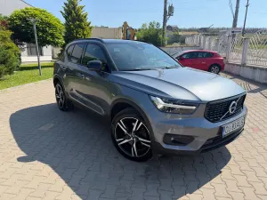 Volvo XC40 D4 AWD R-Design 2018