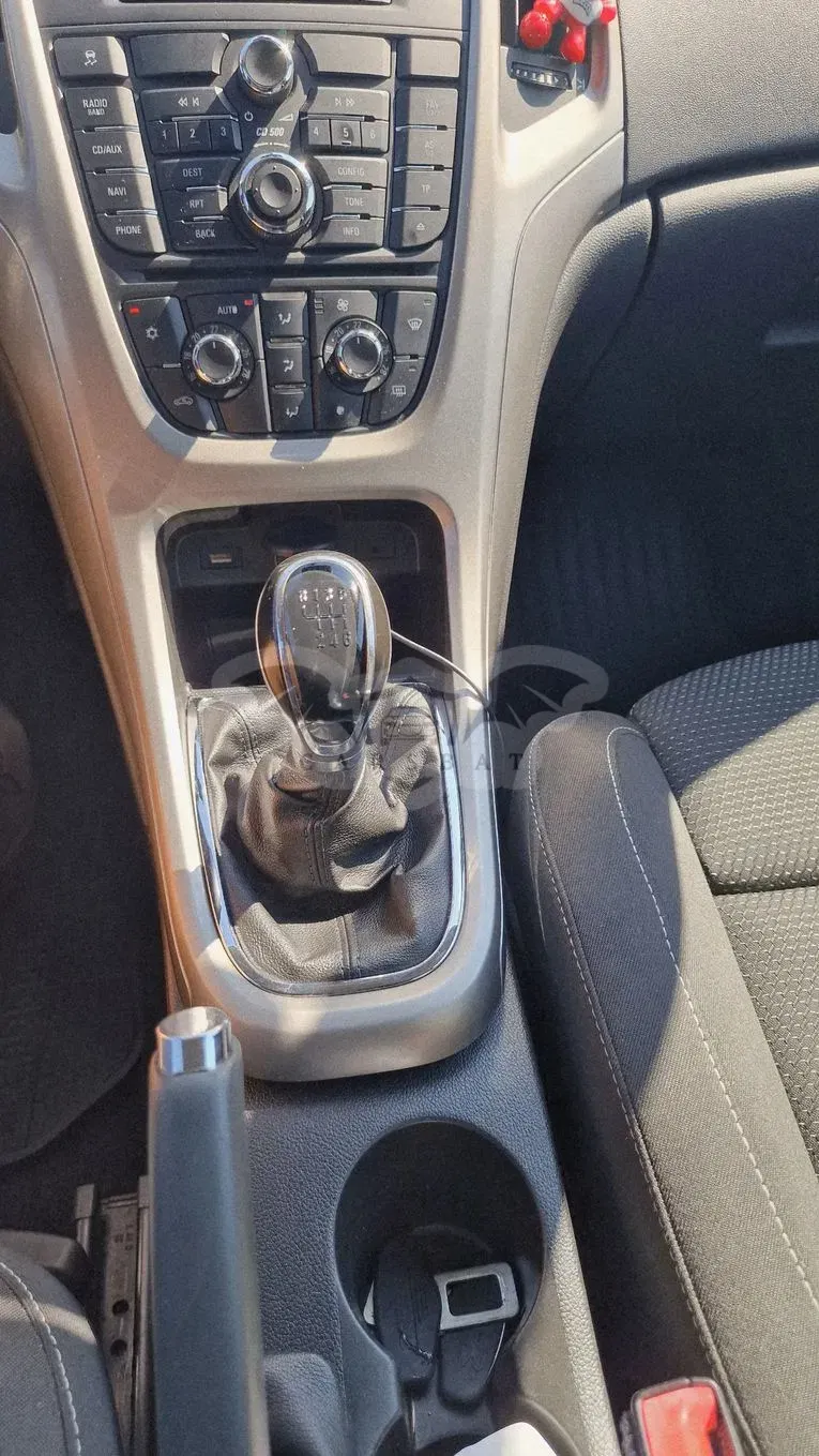 Opel Astra J [2009 - 2018] 1.7 CDTI DPF Color Edition 2011