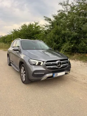 Mercedes-Benz GLE 300 d 4MATIC 2021