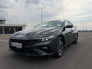 Hyundai Elantra VII [2020 - Prezent] 1.6 l 123 CP CVT Highway 2024
