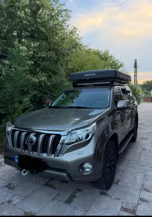 Toyota Land Cruiser 2.8l Turbo D-4D Aut. Luxury 2017
