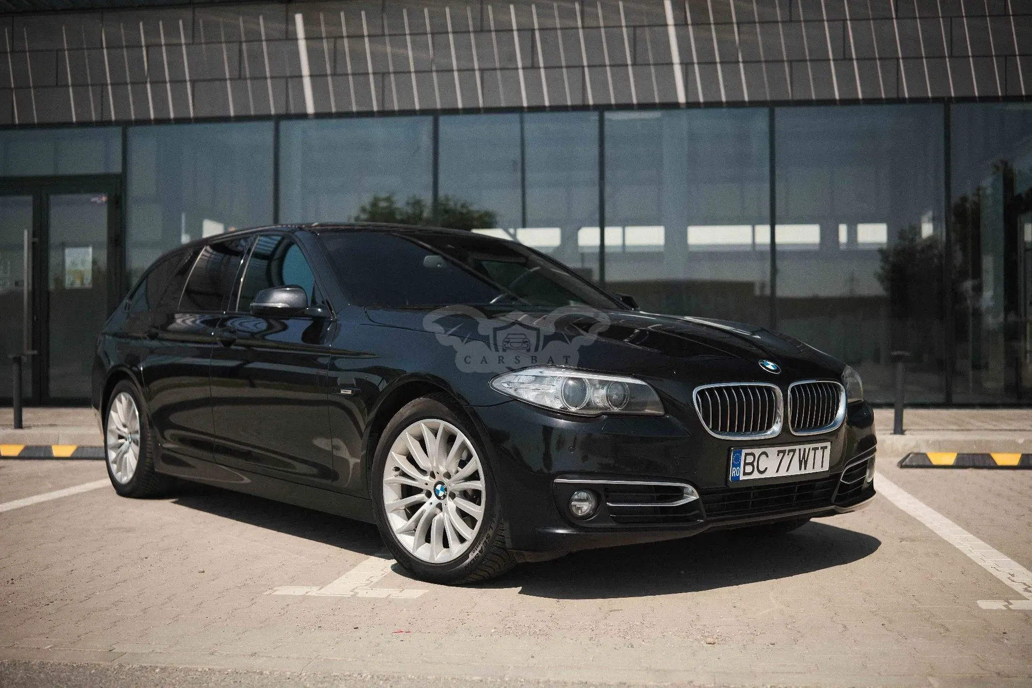 BMW 5 Series F10/F11/F07 [2010 - 2017] 520d 2013
