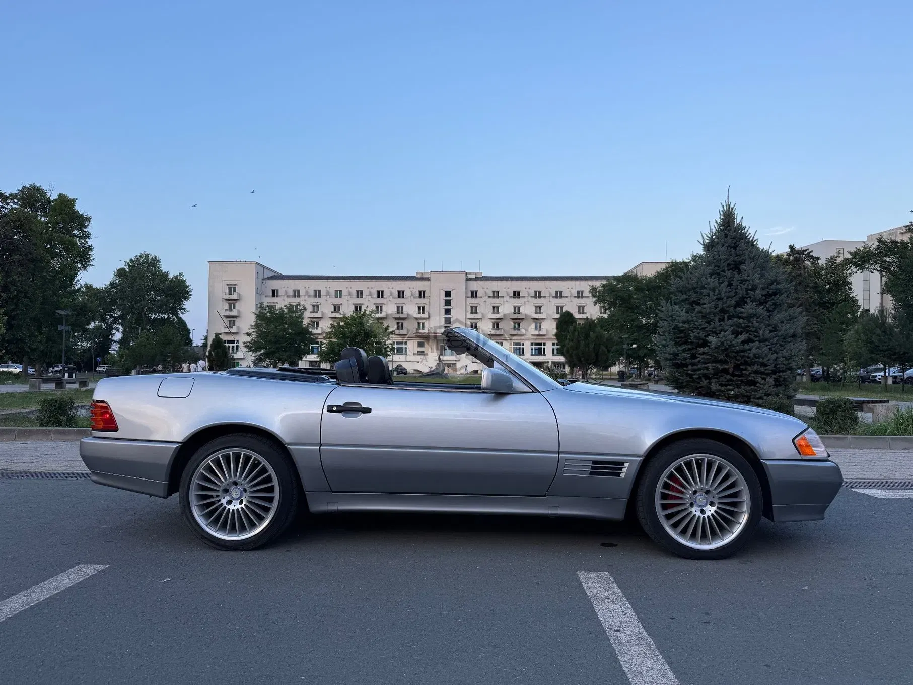 Mercedes-Benz SL 1995