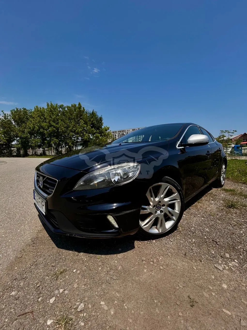 Volvo V40 D4 RDesign 2015