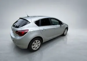 Opel Astra J [2009 - 2018] 1.7 CDTI Sport 2011