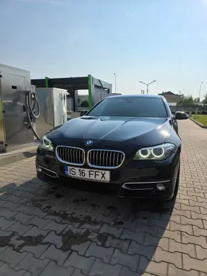 BMW 5 Series F10/F11/F07 [2010 - 2017] 520d Aut. Luxury Line 2014