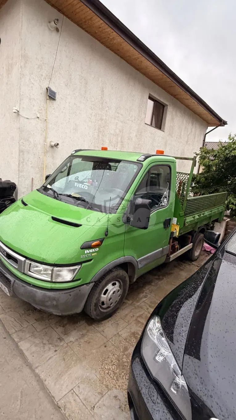 Iveco Massif 2003