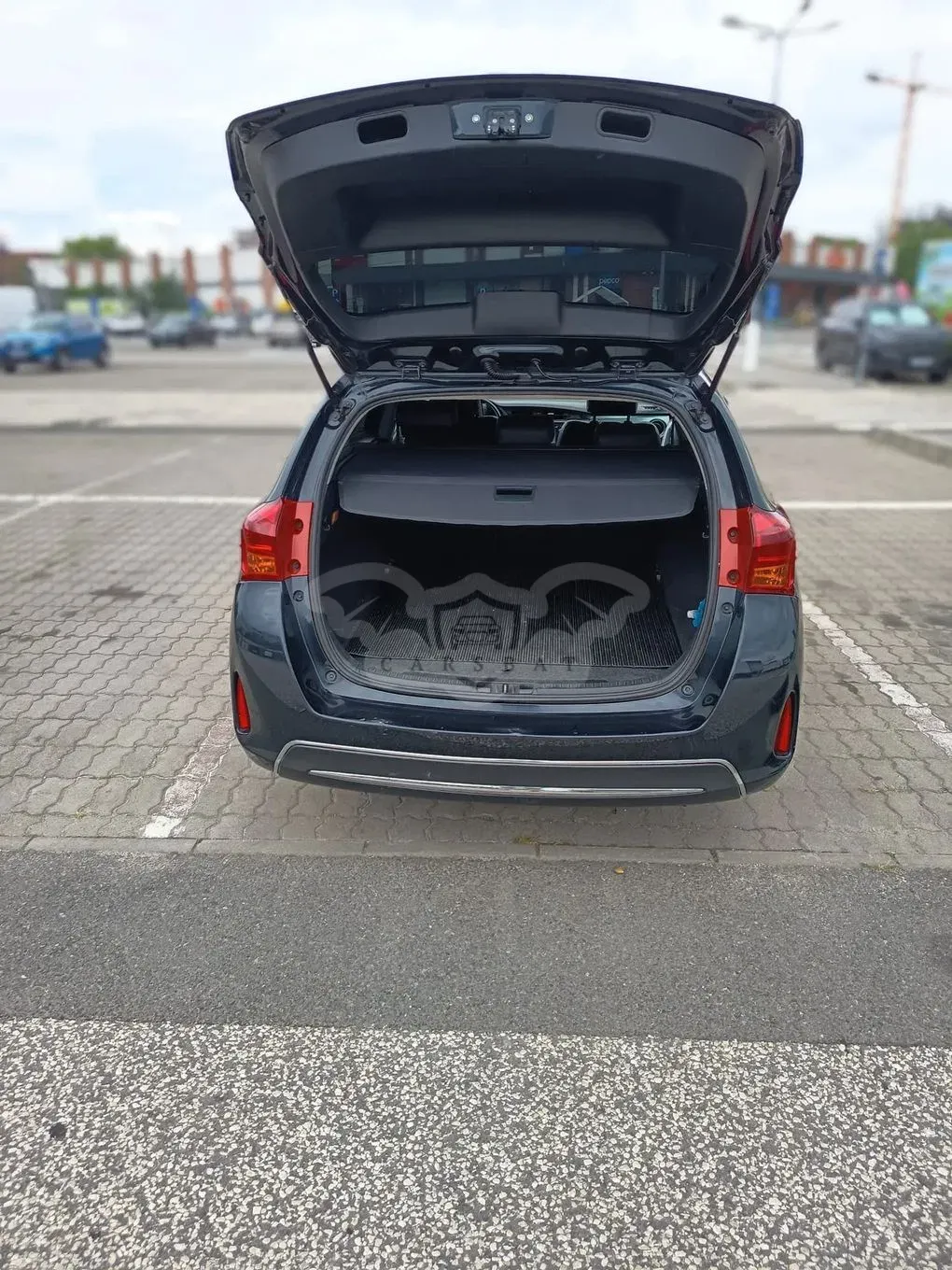 Toyota Auris II [2012 - 2018] 1.8 L VVT-i Luna 2014