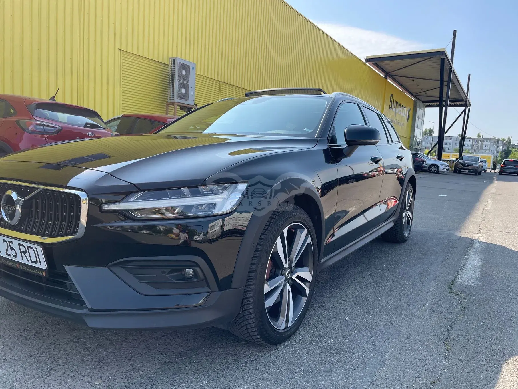 Volvo V60 II [2018 - Prezent] B4 MHEV AT8 FWD Momentum Pro 2021