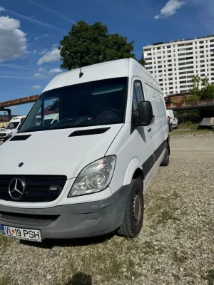 Mercedes-Benz Sprinter 2011
