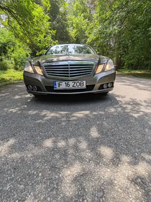 Mercedes-Benz E W212 [2009 - 2016] 220 CDI BlueEfficiency Aut. 2010