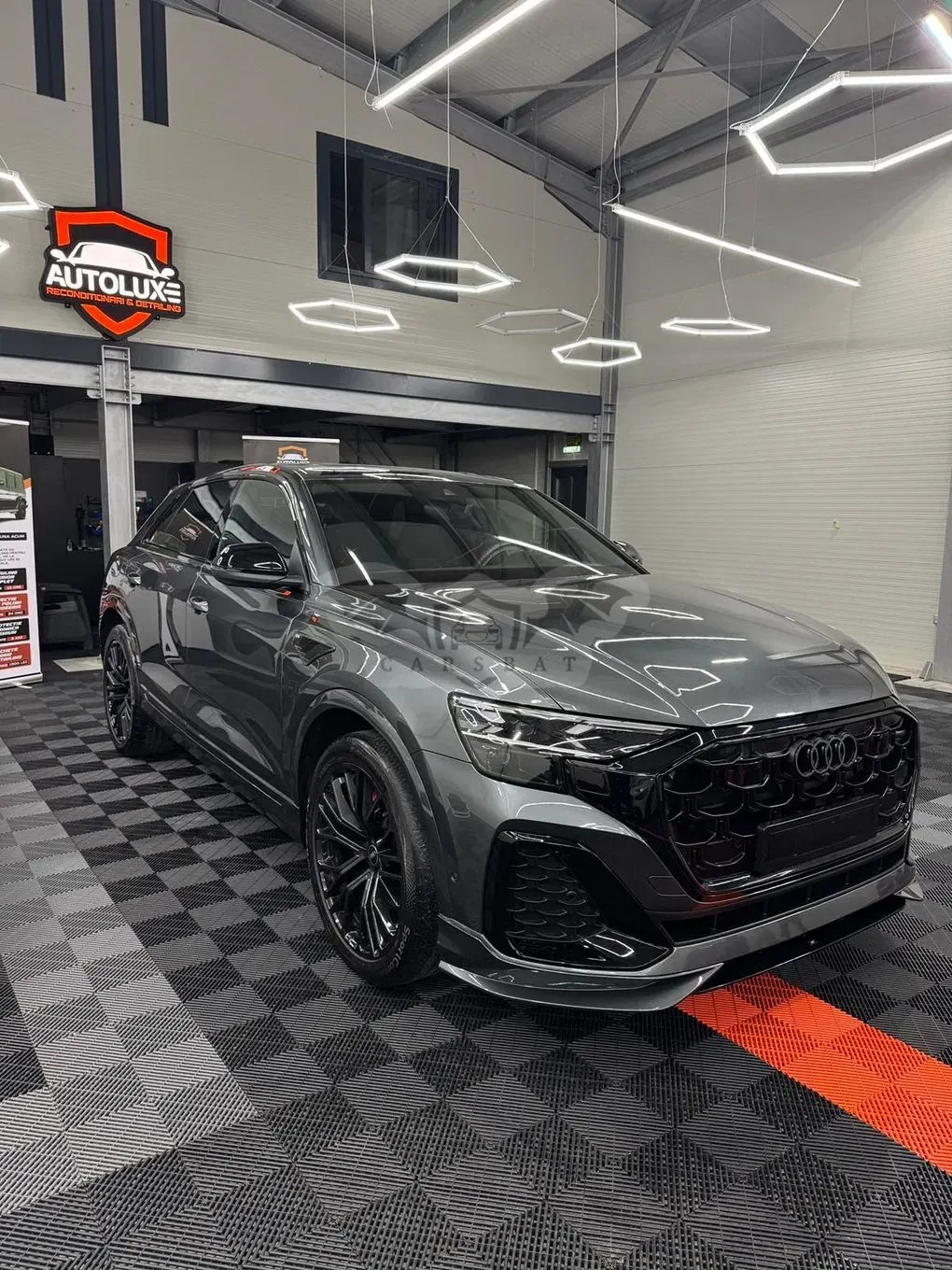 Audi Q8 2025