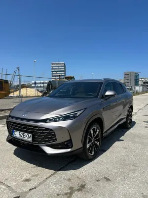 MG HS 1.5 T-GDi PHEV Exclusive 2025
