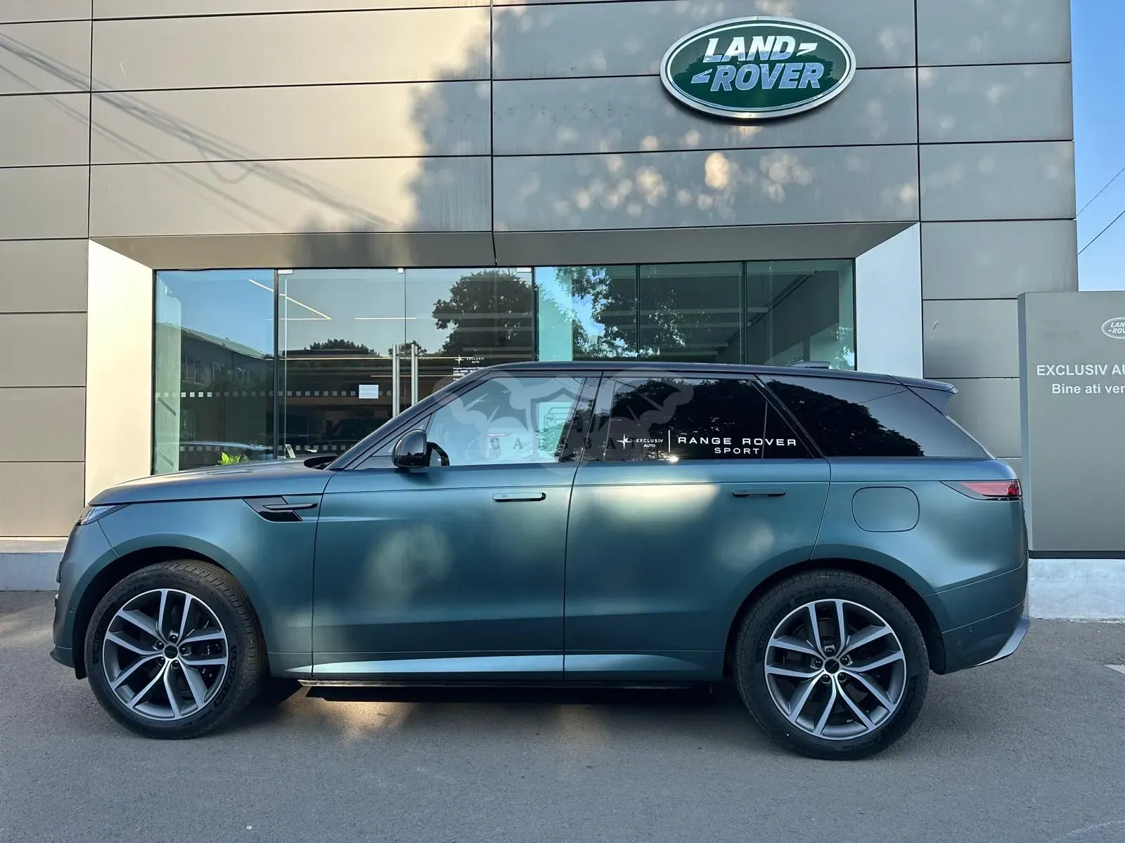 Land Rover Range Rover Sport III [2022 - Prezent] 3.0 I6 P460 PHEV Dynamic HSE 2026