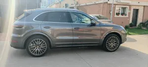 Porsche Cayenne Standard 2022