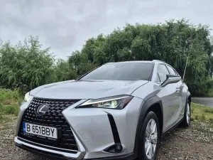 Lexus UX 250h 2.0L HEV 20H- (178 HP) 4X2 CVT Business 2021