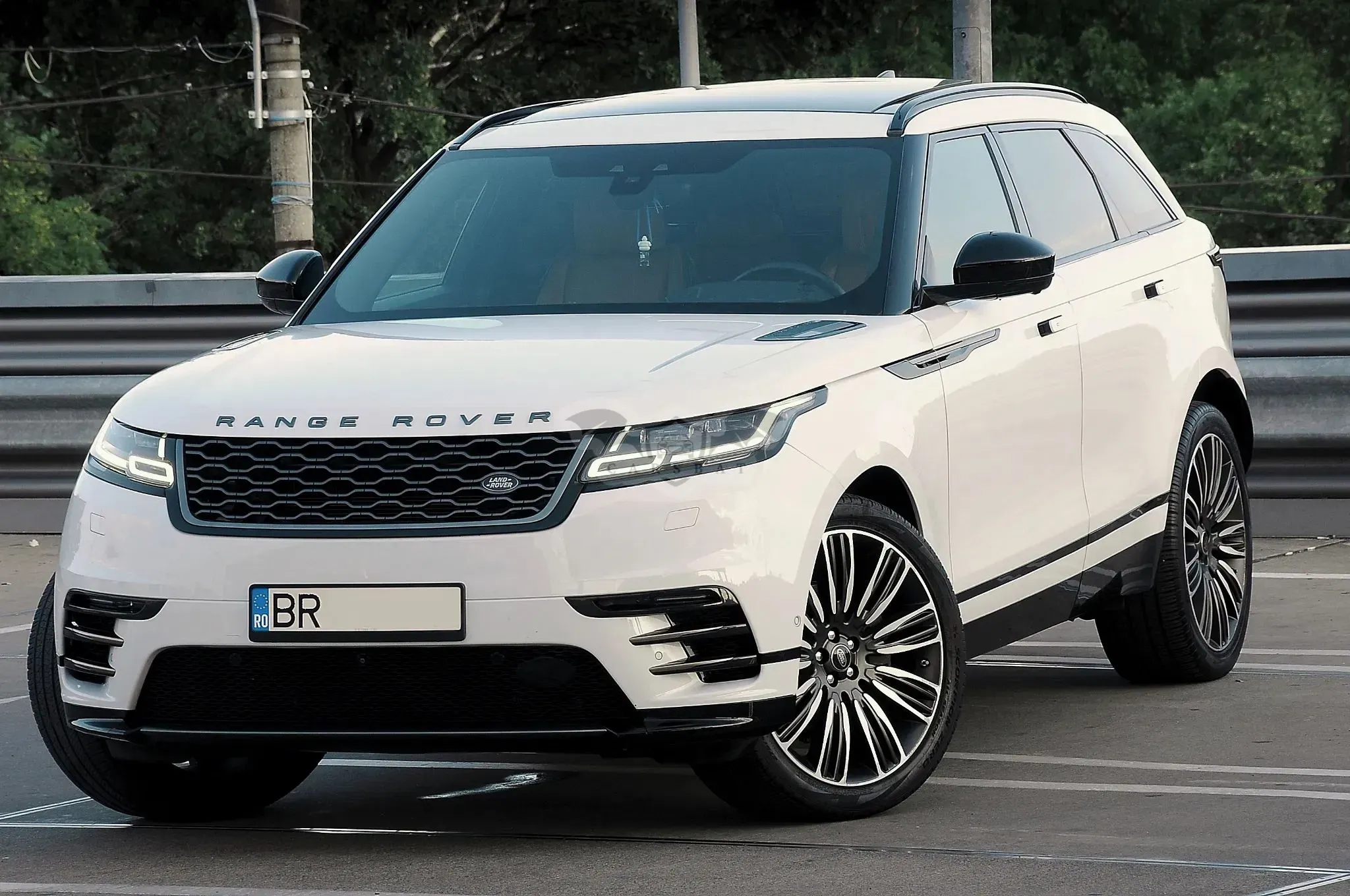 Land Rover Range Rover Velar 3.0 R-Dynamic HSE 2019